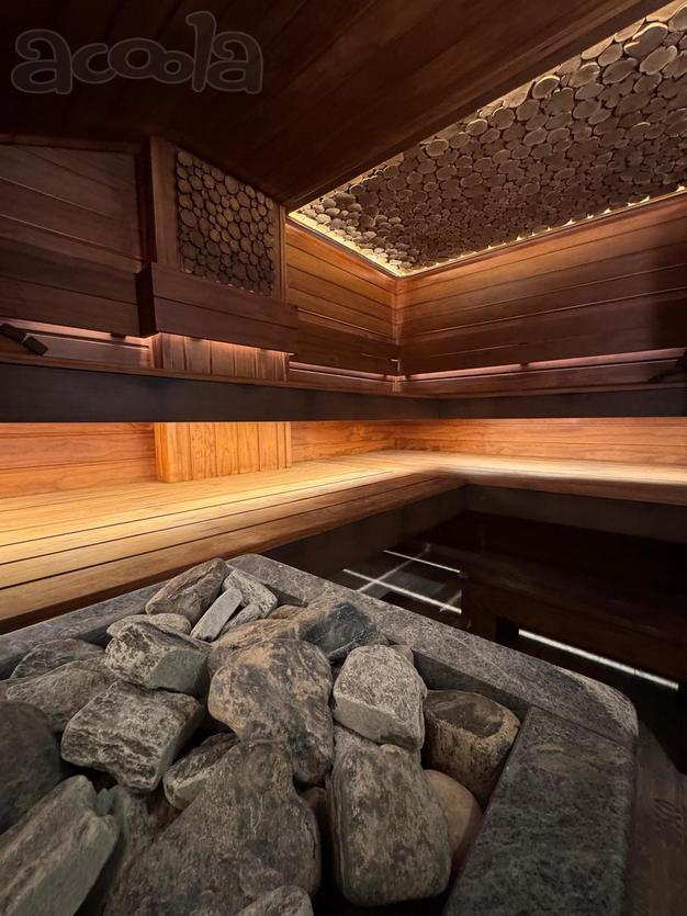 Русская баня с теплым бассейном, беседкой и мангалом в центре Сириуса